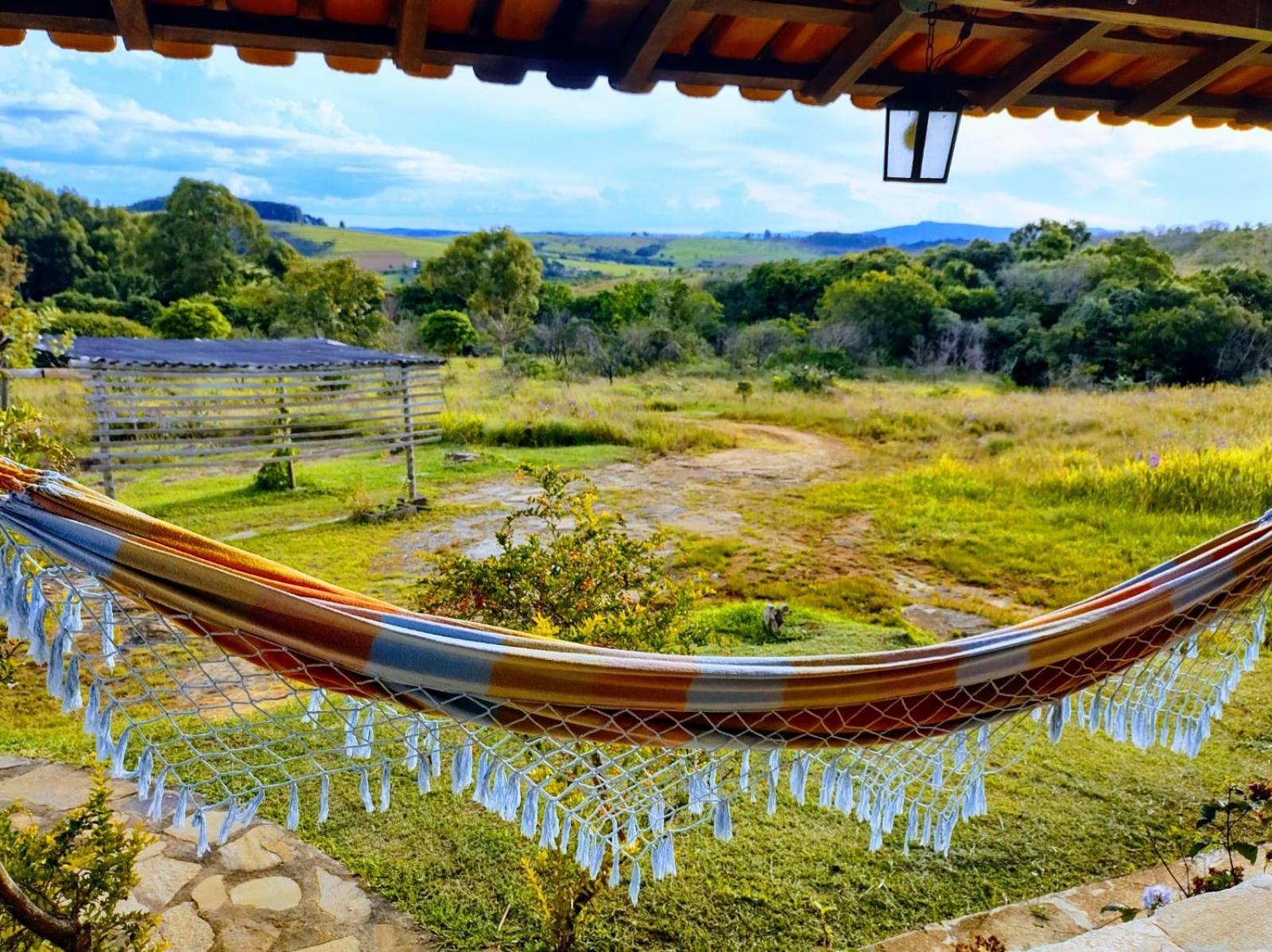 Pousada Ceu E Serra カランカス エクステリア 写真
